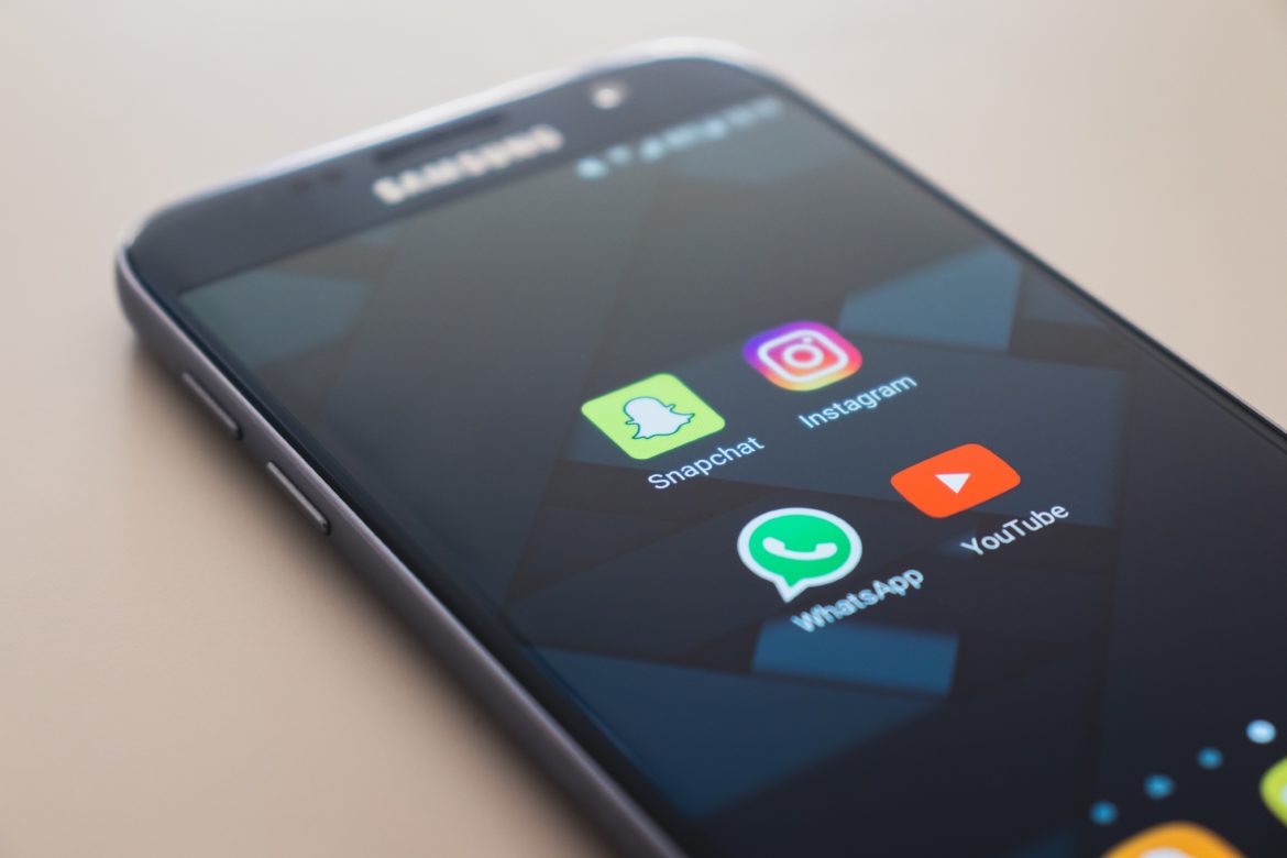 Es importante conectar con tu comunidad en las redes sociales Es importante conectar con tu comunidad en las redes sociales